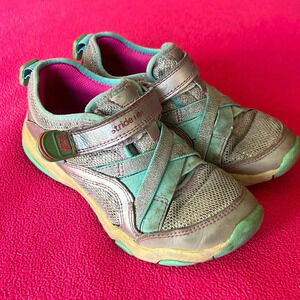 Stride rite girls sneakers size 13